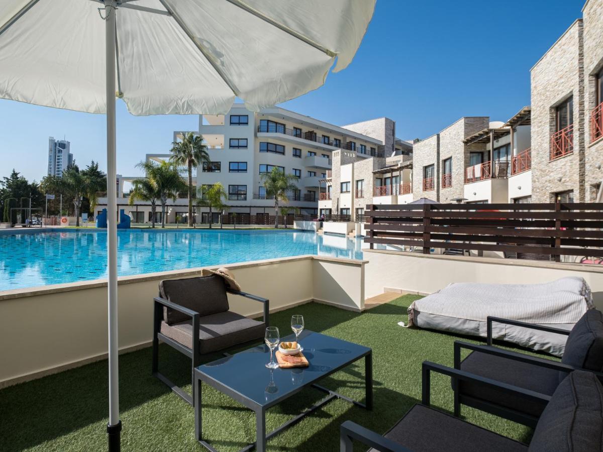 Sanders Aqua Park Resort - Precious 3-Bedroom Holiday Home With Shared Pool Limassol Exterior foto