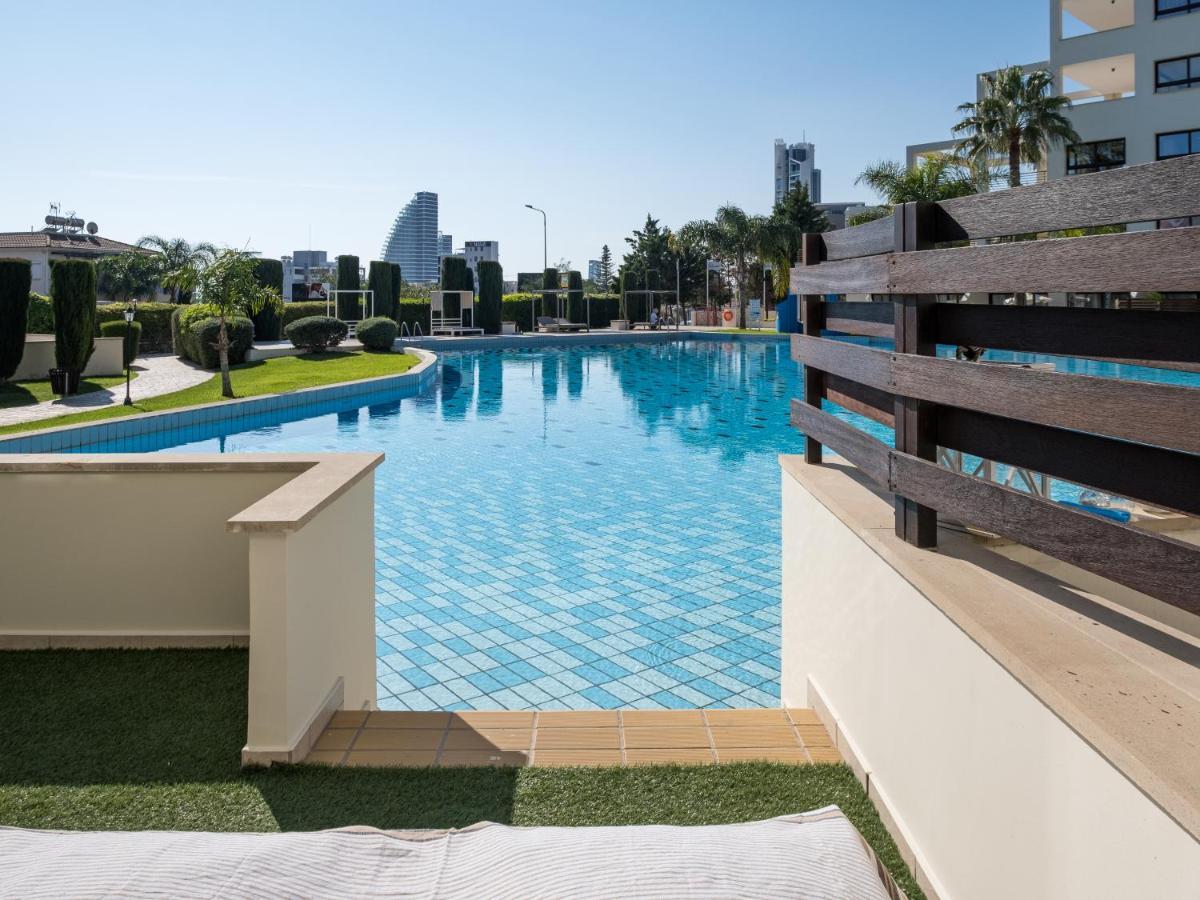 Sanders Aqua Park Resort - Precious 3-Bedroom Holiday Home With Shared Pool Limassol Exterior foto